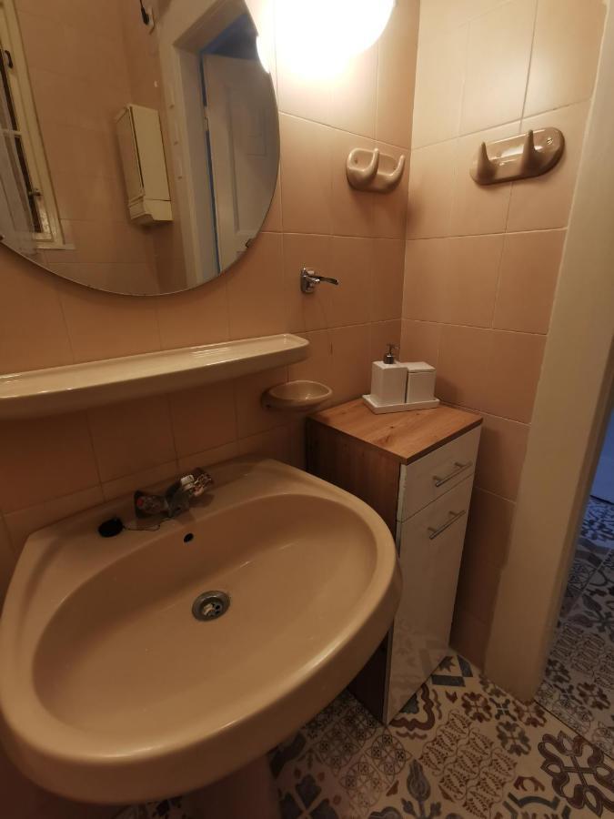 סגד Antikvilla Apartman מראה חיצוני תמונה