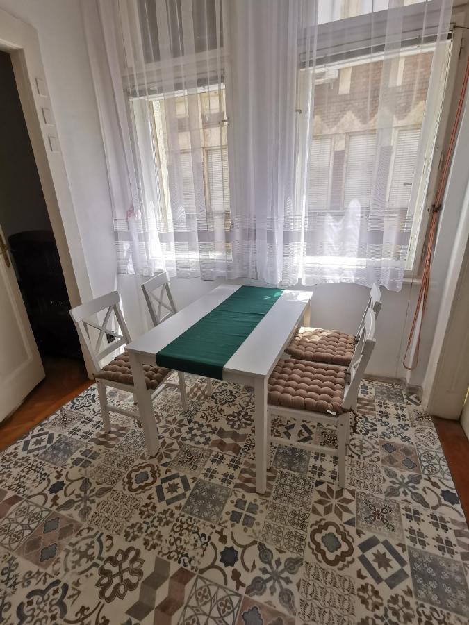 סגד Antikvilla Apartman מראה חיצוני תמונה